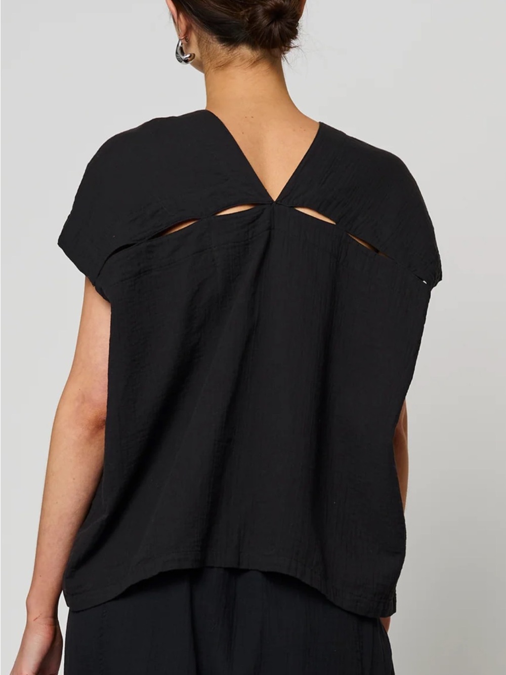 Atelier Delphine cotton gauzy blouse - Picture 2 of 6